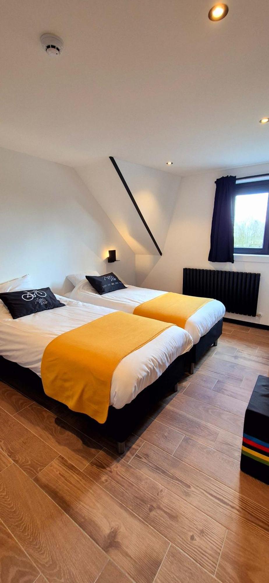 Apres-Velo Bed and Breakfast Brakel Buitenkant foto